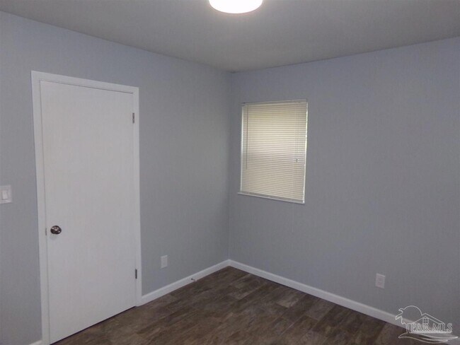Building Photo - 4201 Wycliff Dr