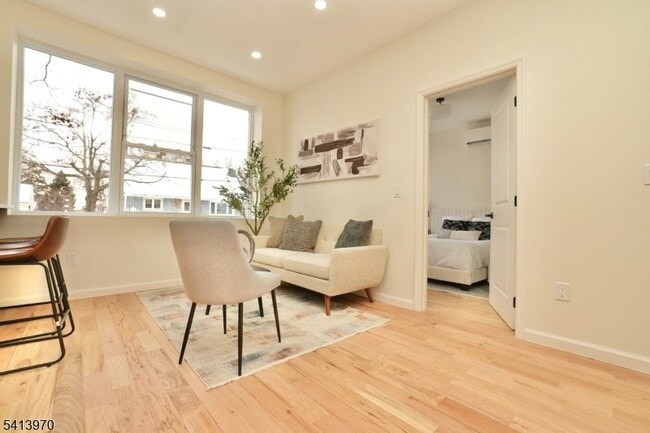 Building Photo - 15 Palisade Ave