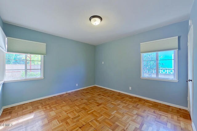 Building Photo - 1462 Glengarry Rd