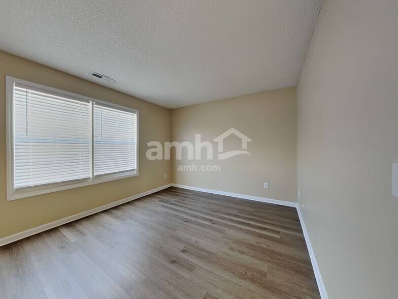 Building Photo - 4809 Tommans Trl