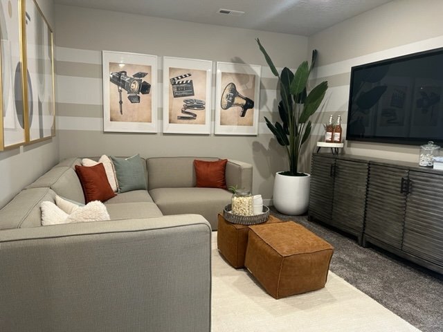 Building Photo - 2108 N Chianti St