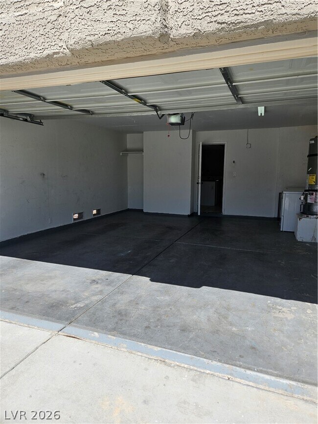 Building Photo - 9516 Wooden Pier Way