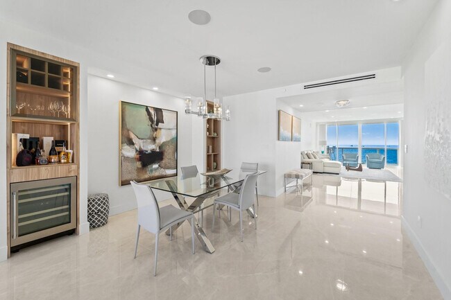 Building Photo - 3100 N Ocean Blvd