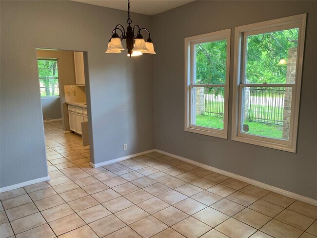 Building Photo - 11375 Allwood St