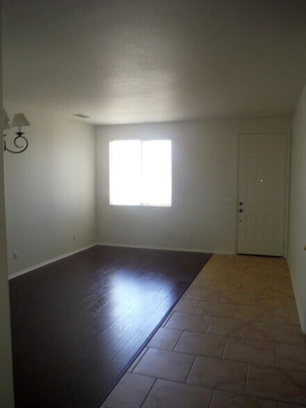 Building Photo - 44218 Amethyst St