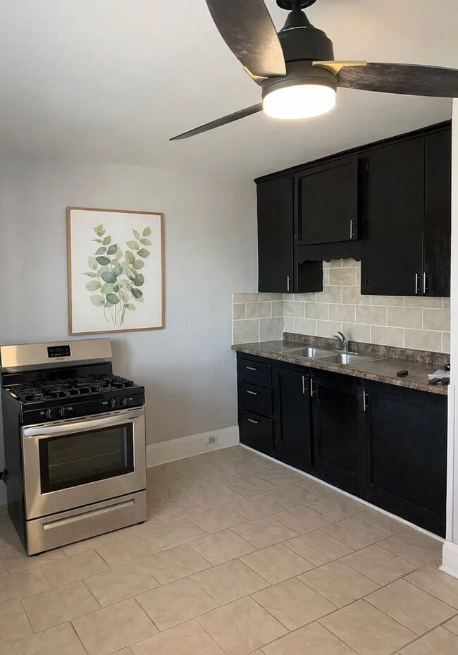 Building Photo - 2614 63rd St