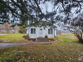 Building Photo - Cozy Home in Chattaroy