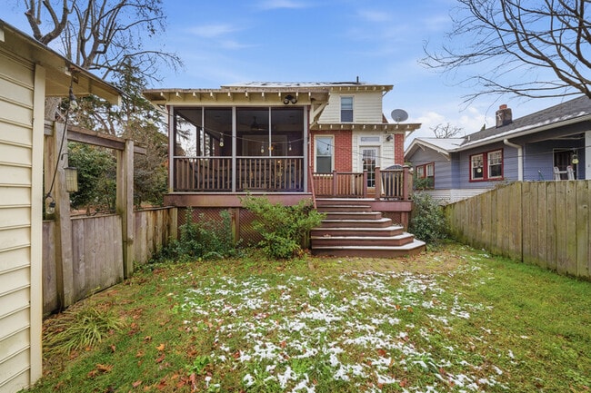 Building Photo - 710 Georgia Ave