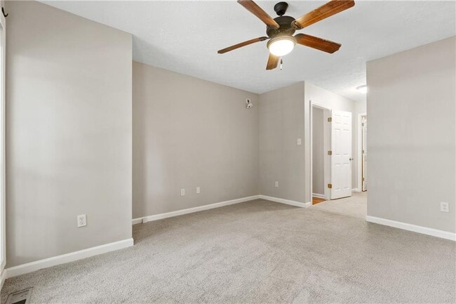 Building Photo - 1333 Laura Ln