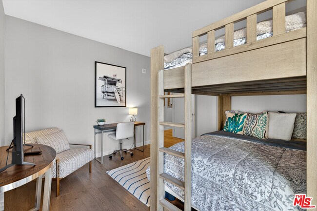 Building Photo - 1755 Ocean Ave