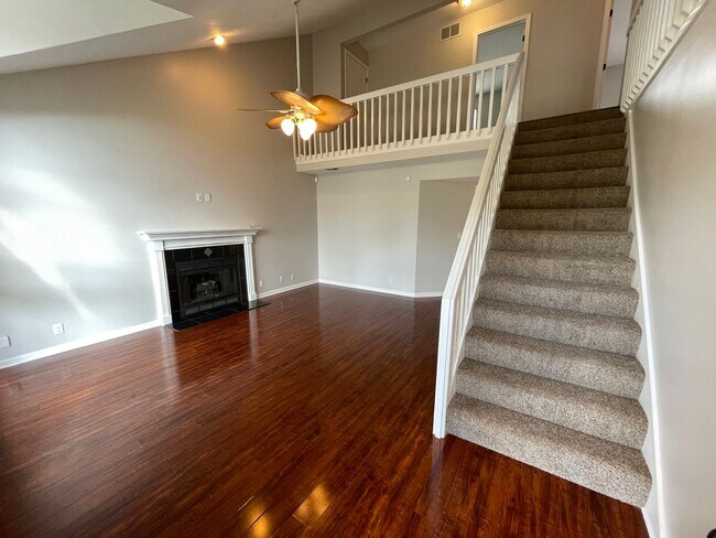 Building Photo - 6015 Mercury Dr