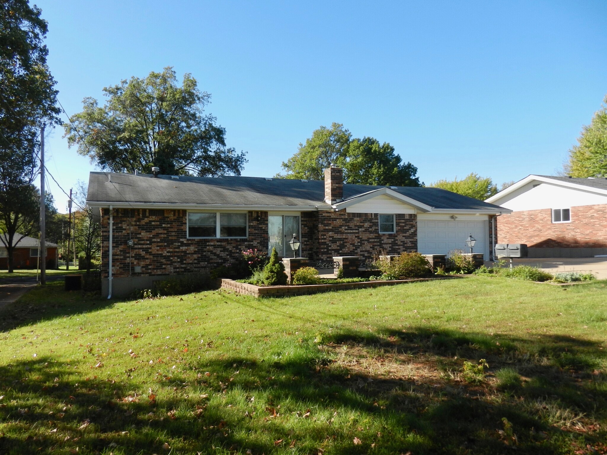 Building Photo - 5819 Oak Branch Dr