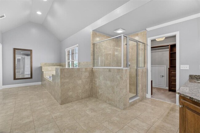 Building Photo - 4537 Grandview Pkwy