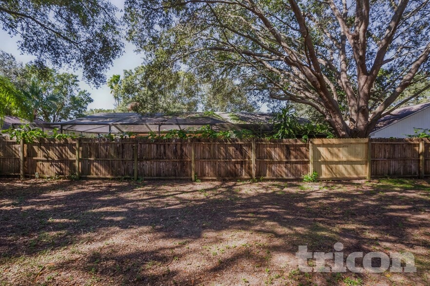 Building Photo - 1710 Newland Pl