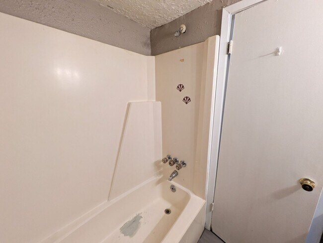 Building Photo - 4370 Avenue A