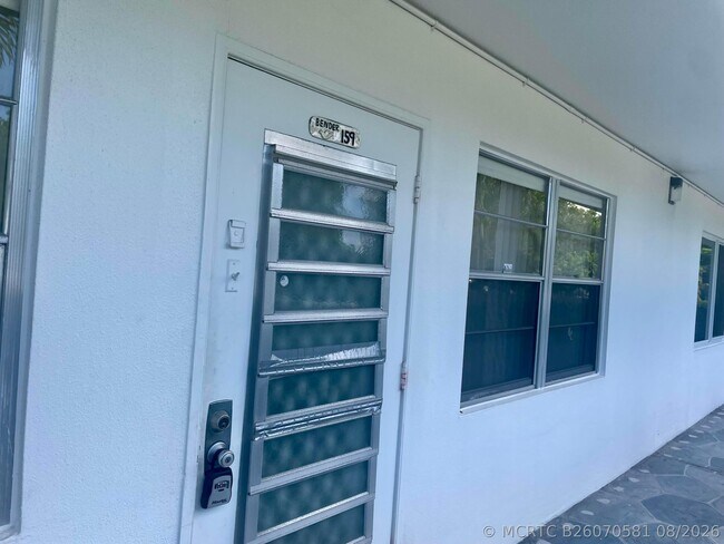 Building Photo - 159 Keswick C