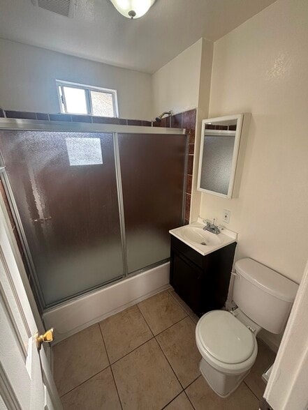 Building Photo - 2721 1/2 S Sycamore Ave