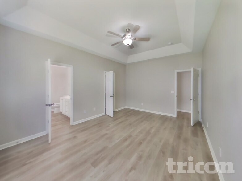 Building Photo - 409 Baneberry Ln