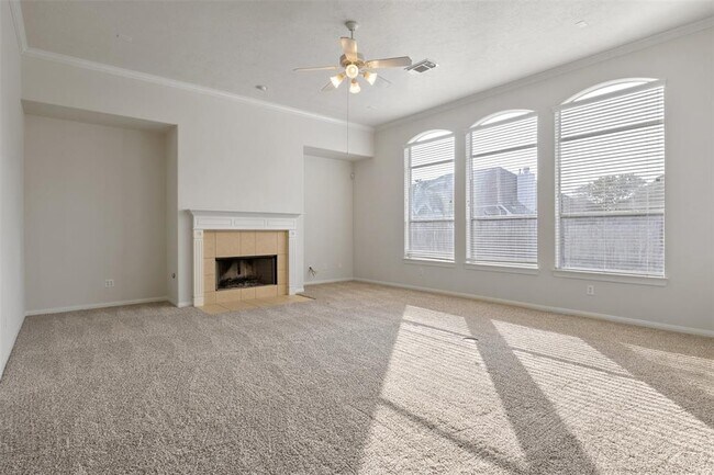 Building Photo - 2126 Fortuna Bella Dr