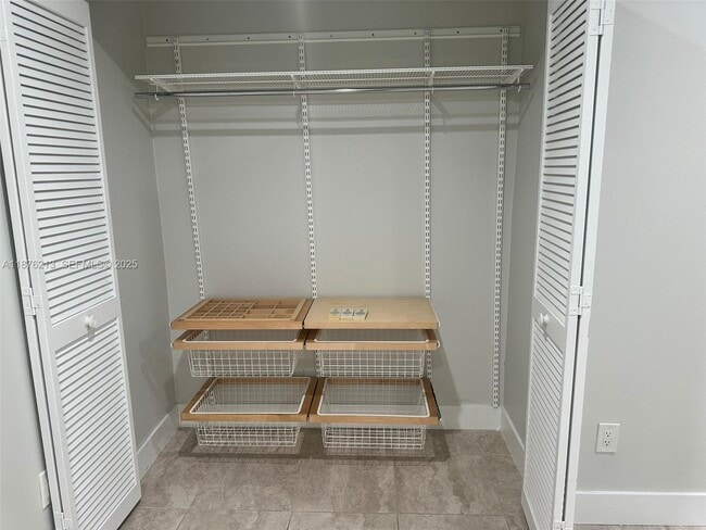 Building Photo - 8563 SW 115th Ct