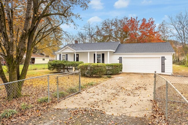 Building Photo - 1531 Wilson Rd