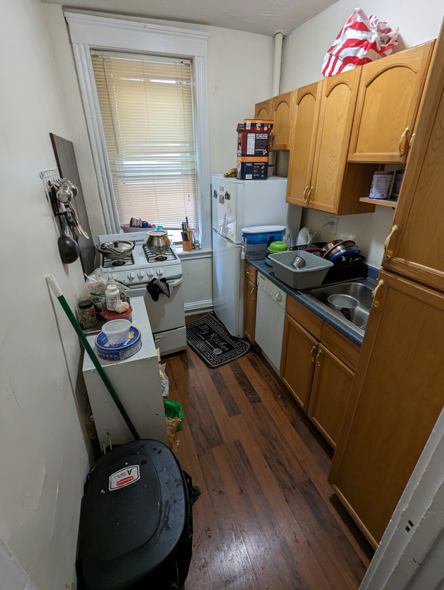 Building Photo - 364 Riverway