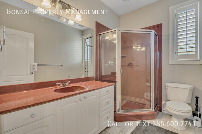 Building Photo - 11291 Palisade View Dr