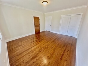 Building Photo - 1838 50th Ct