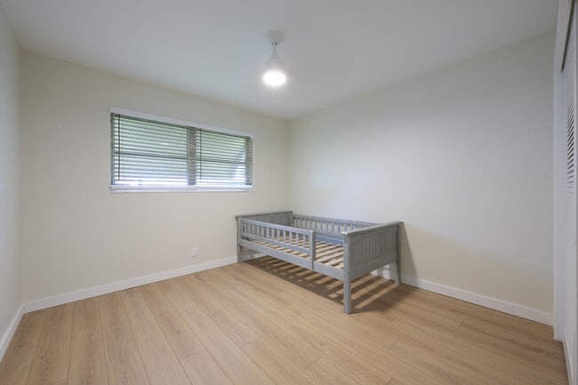 Building Photo - 912 Marlin Cir