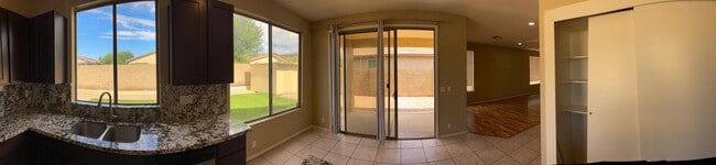 Building Photo - 2720 E Hulet Dr