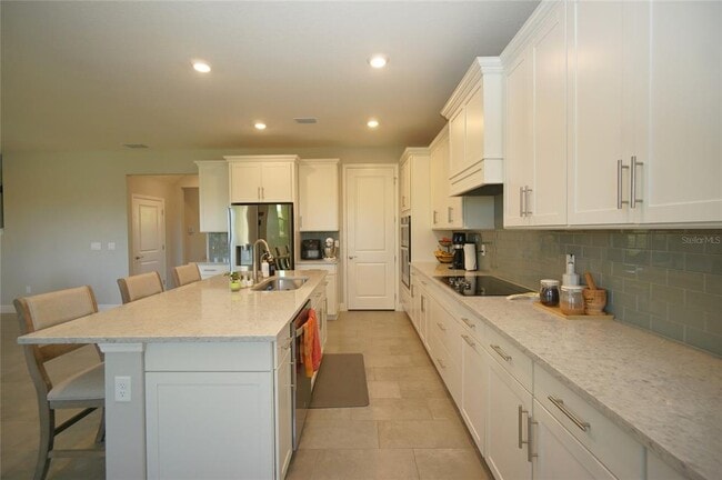 Building Photo - 22990 Scaglione Dr