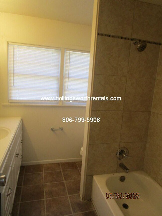 Building Photo - 4 bedroom, 2 bath, 2 car garage with shop ...