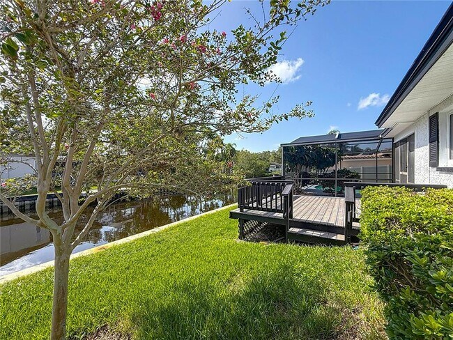 Building Photo - 1900 Sandpiper Dr