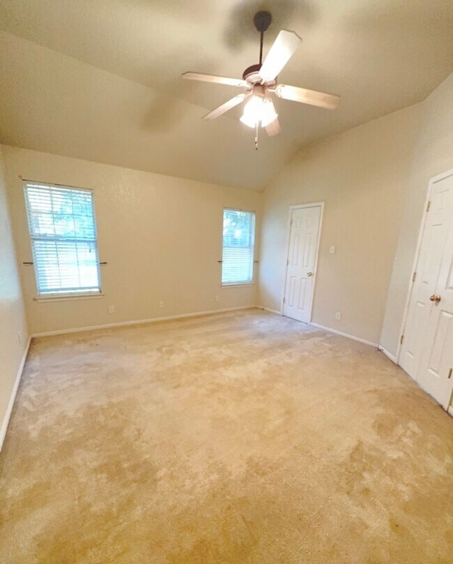 Building Photo - AVAILABLE MID JULY!!  4Bd/2 Ba in Harker Heights, TX!