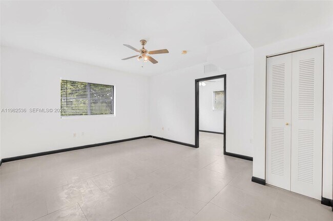 Building Photo - 1876 SW 11th Terrace