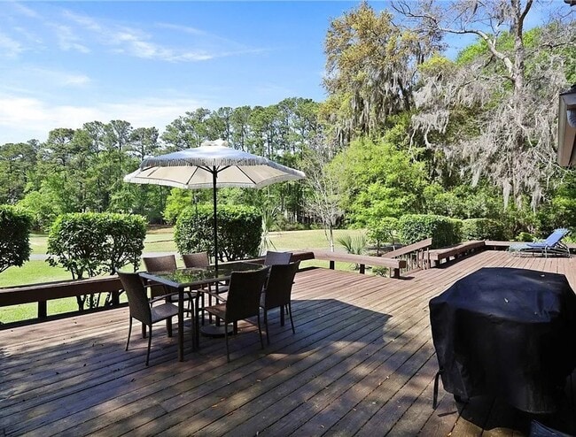 Building Photo - Hilton Head Plantation home