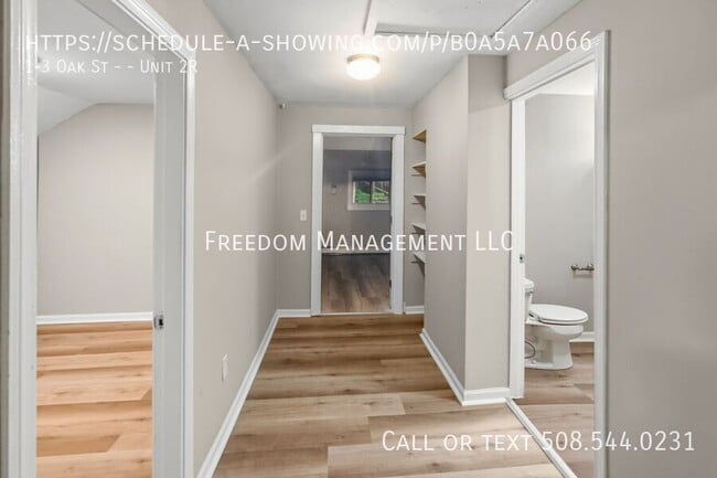 Building Photo - 1-3 Oak St --Unit 2R