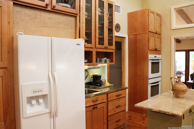 Building Photo - 539 Woodcrest Dr
