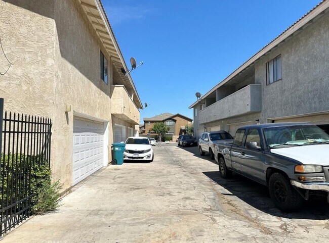 Building Photo - 43731 8th St E