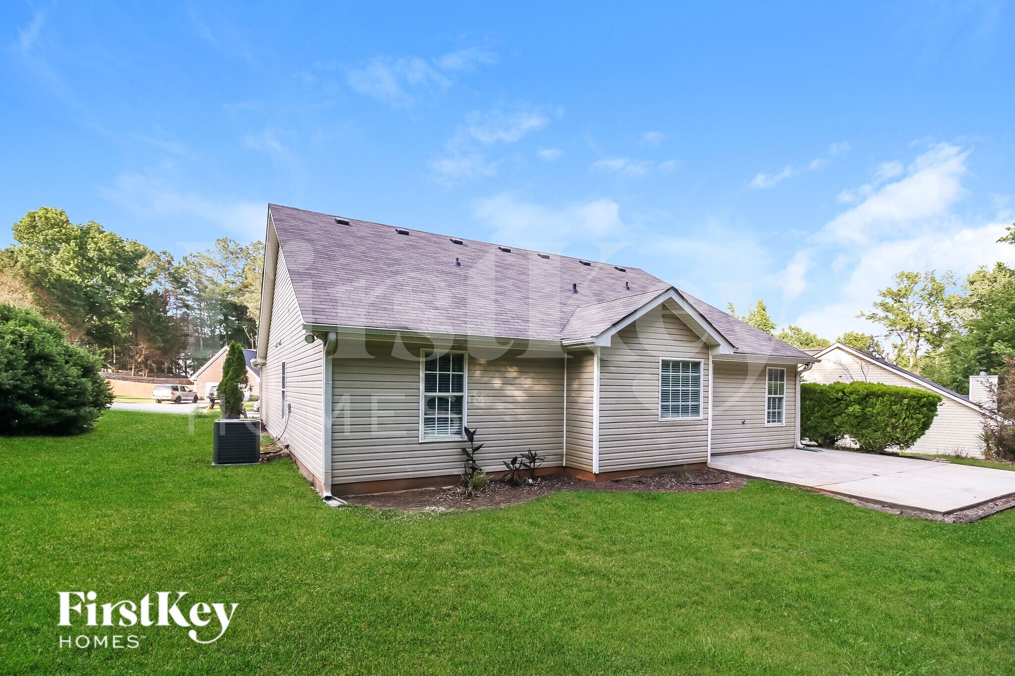 Building Photo - 655 Pebble Blvd