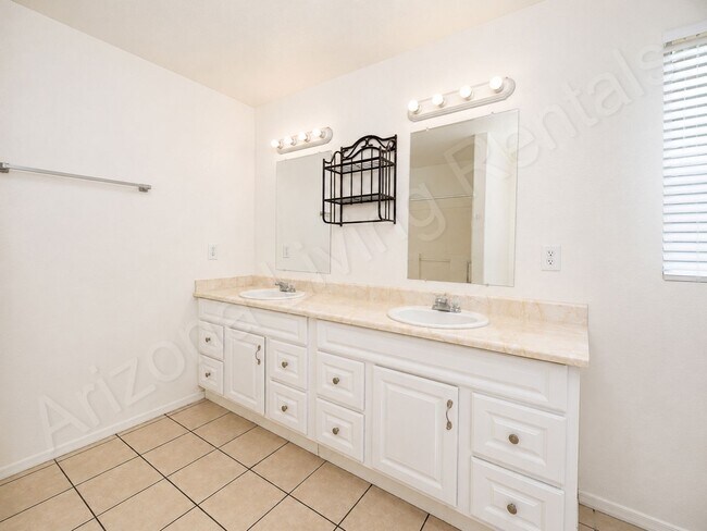 Building Photo - COOL SHADE, COZY LIVING, CONVENIENT LOCATION
