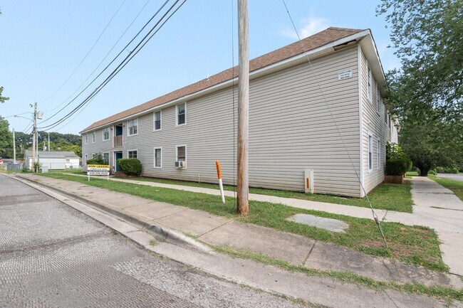 Building Photo - 4101 McVay St SW