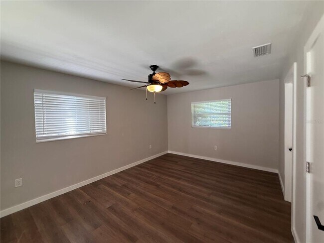 Building Photo - 51 Lagoon Dr