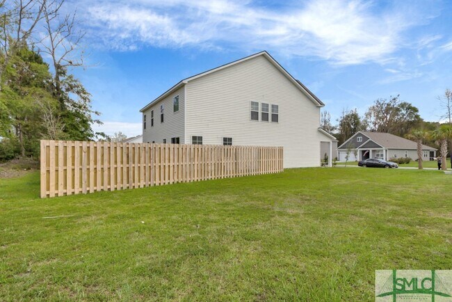 Building Photo - 102 Palmer Pl