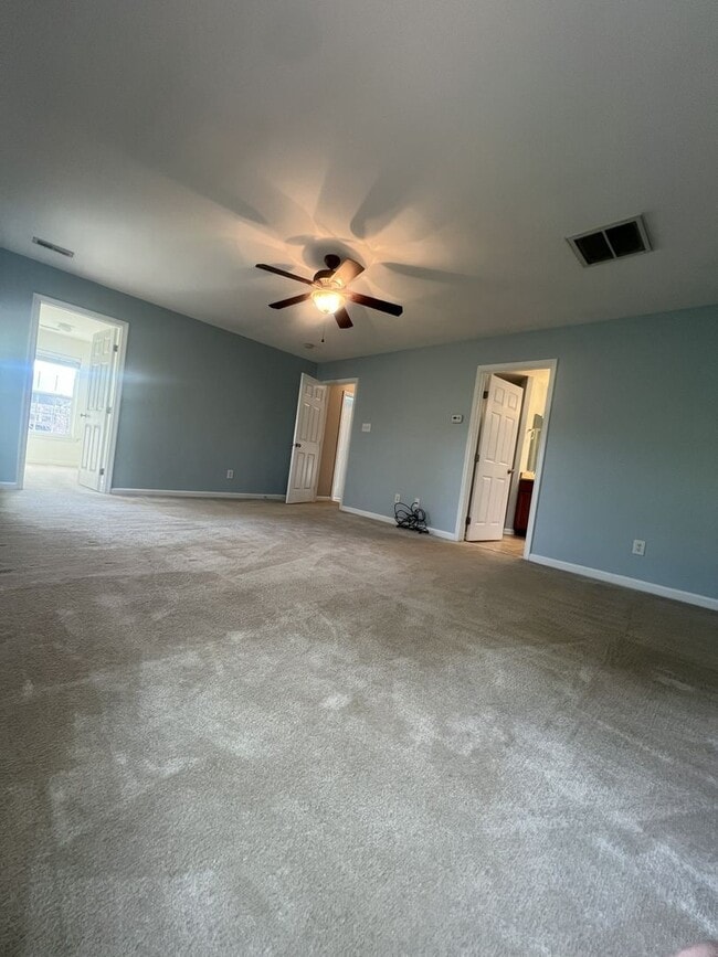 Building Photo - 13600 Warwick Longbay Dr