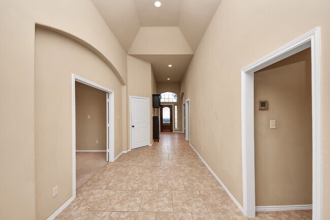 Building Photo - 2003 Sequoia Trail Ln