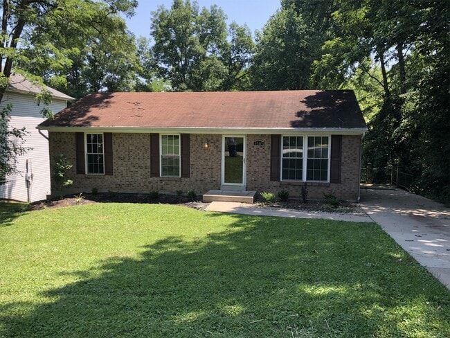 Building Photo - 5505 Baywood Dr