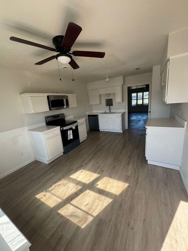 Building Photo - 13777 Brookgreen Cir
