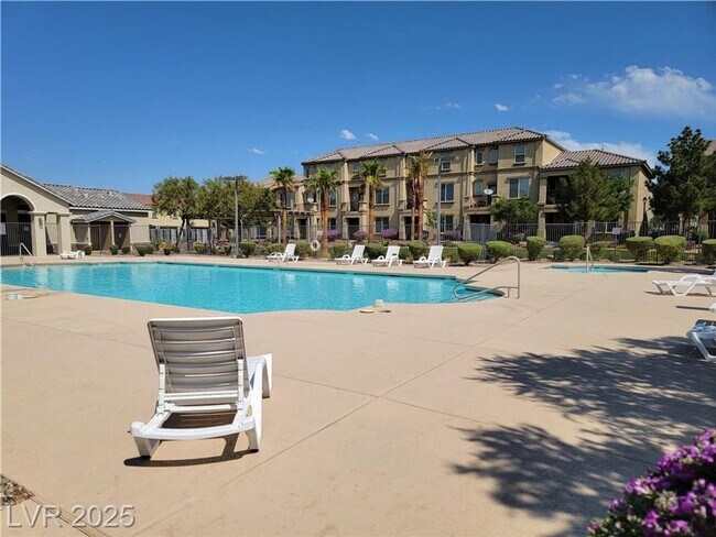 Building Photo - LOCATED JUST MINUTES FROM NELLIS AFB IN GU...