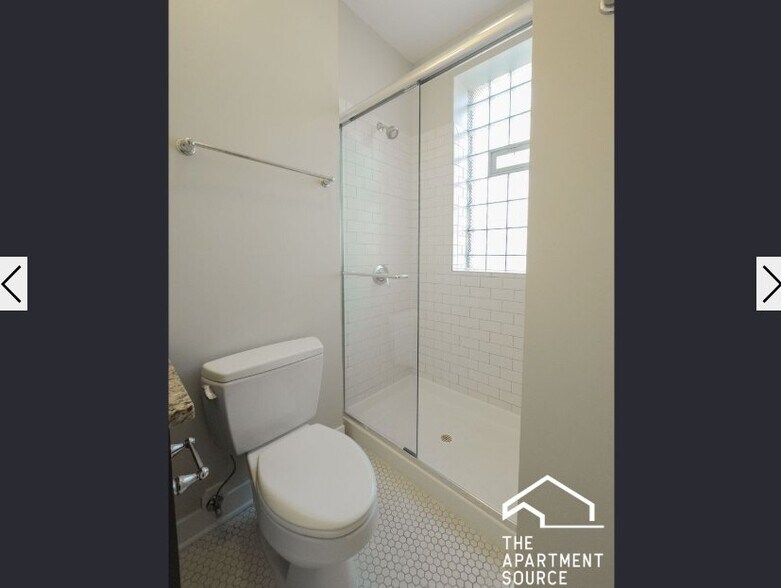 Building Photo - 1912 N Lincoln Ave